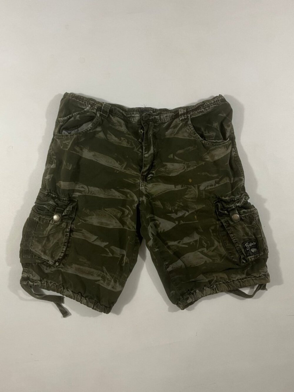 Buffalo David Bitton Y2K Olive Tiger Stripe Camo Cargo Shorts 34